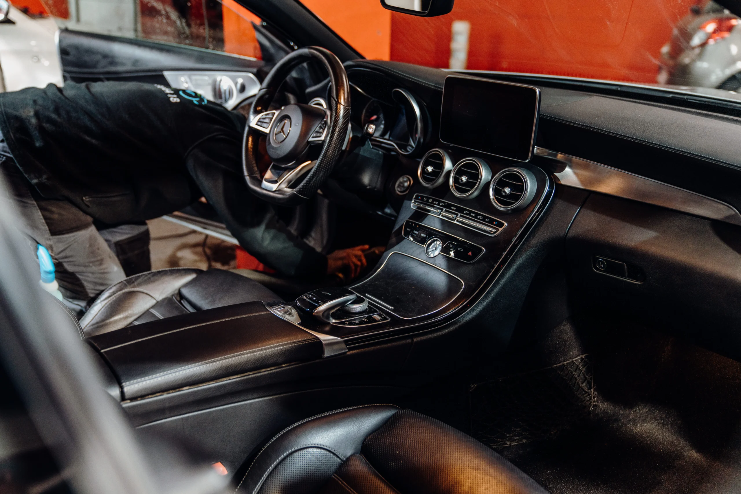 Nettoyage tableau de bord Nice - Clean + Pro